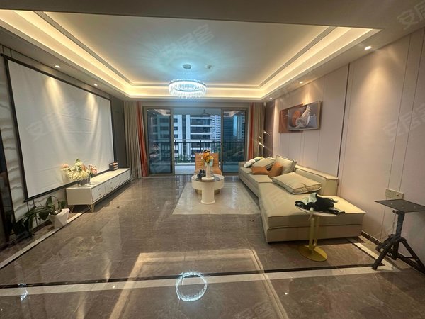 金茂大厦 品质小区 梅溪华府 精装一房拎包入住出租房源真实图片