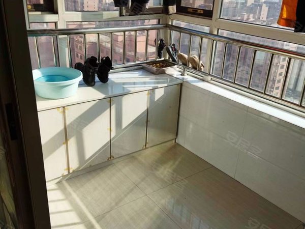 济南济阳济阳城区银都花园带车位,初次出租银都花园精装两室,家具家电