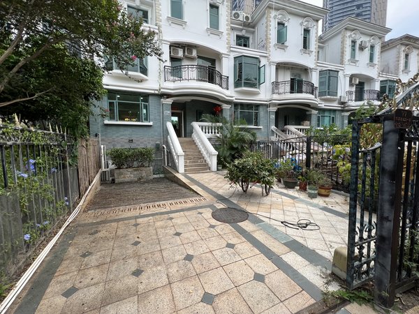 南海玫瑰园一期别墅 上下4层 带花园可办公住家出租房源真实图片