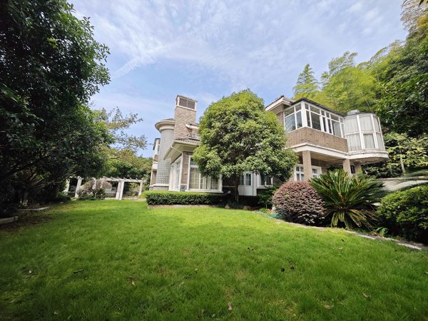 杭州富阳银湖金苑山庄独栋,花园1000方安静采光好,5房4卫地铁口,诚租