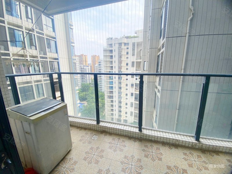 精装三房,拎包入住,园洲花园二手房,80万,3室2厅,2卫,110平米-惠州