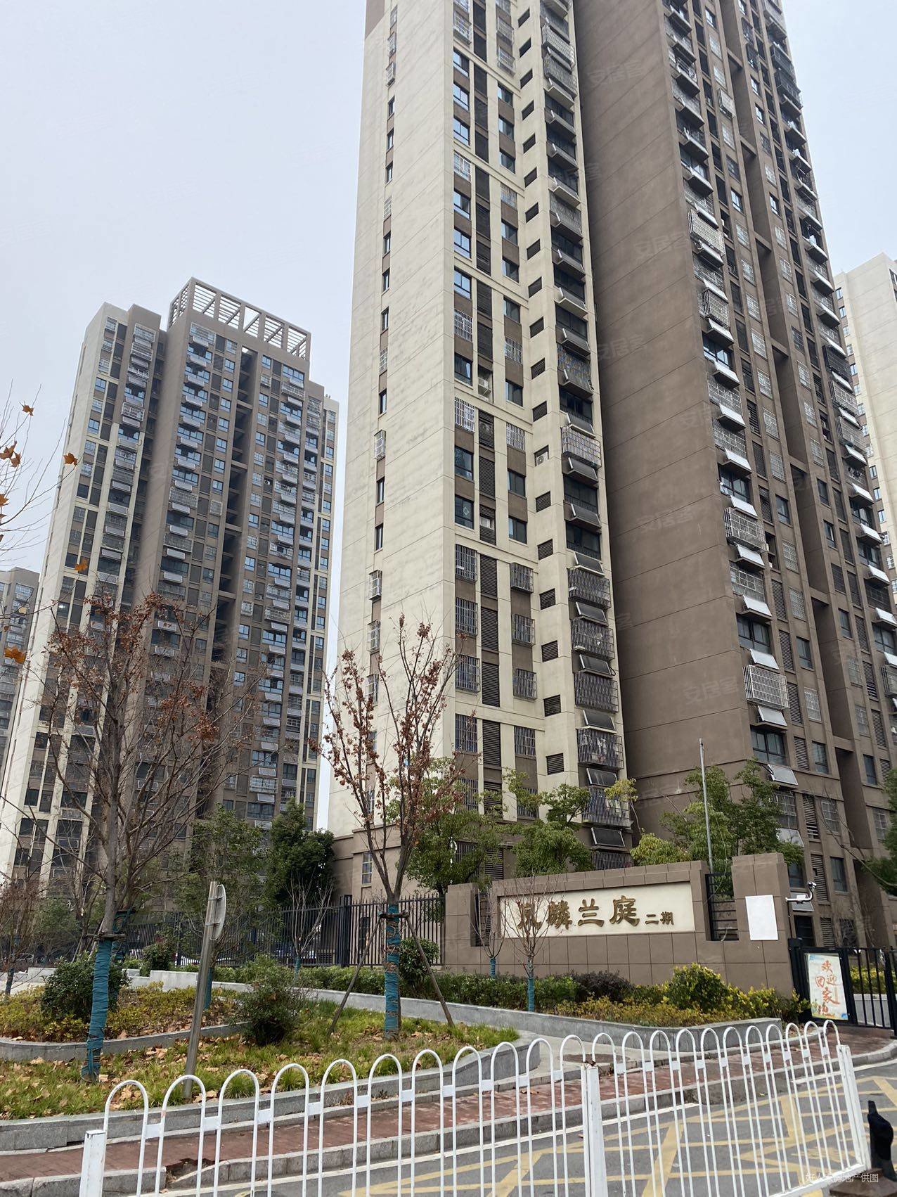 凤麟兰庭二期新小区楼层好采光好精装修有钥匙随时看房