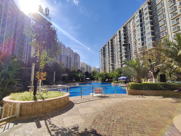 昆明西山大商汇华都花园b区南悦城旁 华都花园一楼带花园 南北通透