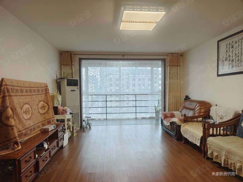 慧海园 临地铁 电梯房 双卫生间,带车库随时看房