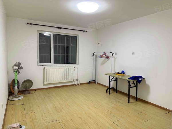 天津北辰瑞景街秋瑞家园秋瑞家园 2室1厅1卫 2200.0元 电梯房 82.