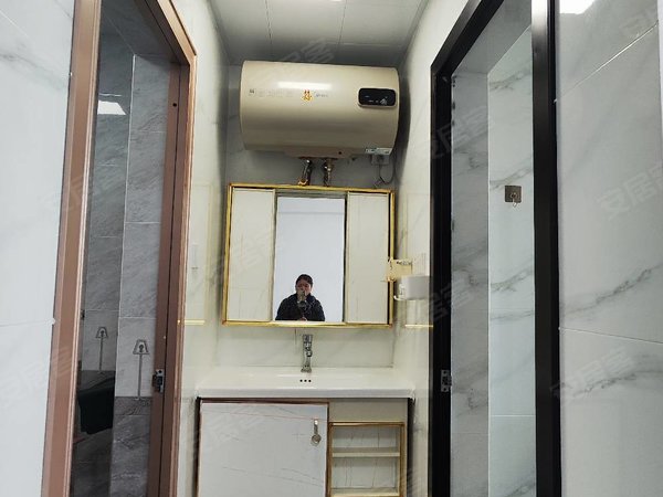 桂林七星玉满大酒楼信昌棠棣之华多套1房出租好房推荐 万达广场 棠棣之华旁小区1房1厅1卫出租房源真实图片