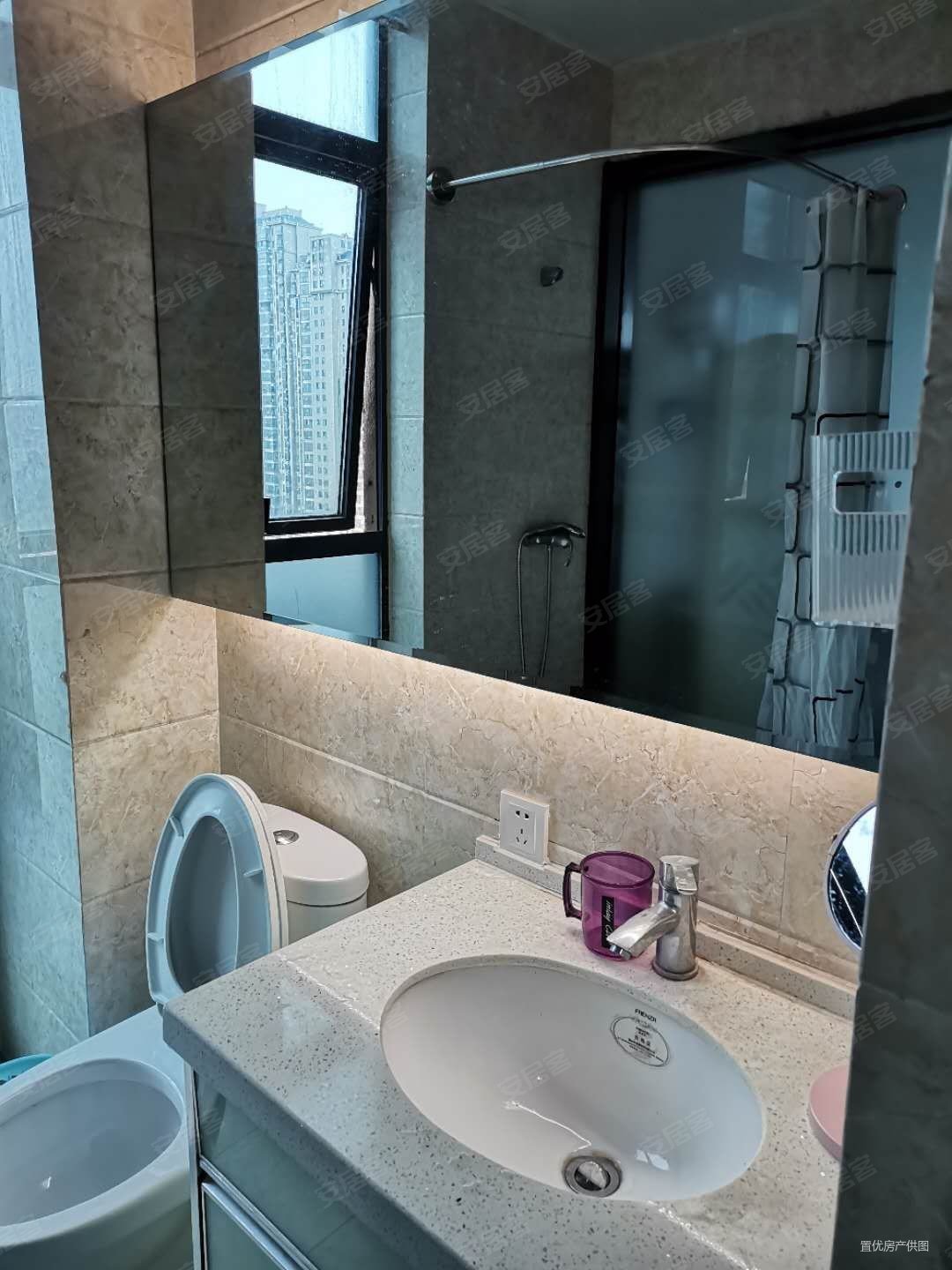 金鹏99城市广场(商住楼)1室1厅1卫48㎡南29.5万