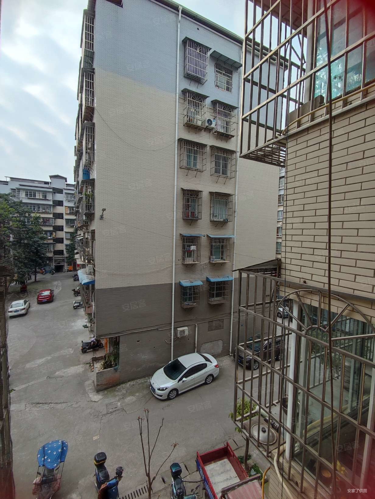 世纪阳光附近3楼位置好楼层好,祥龙花园二手房,25万,2室2厅,1卫,76