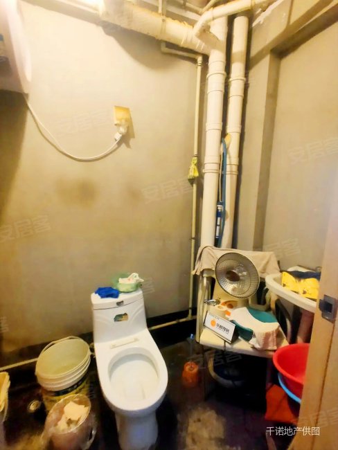 急卖平治北苑毛坯两房南北通透临地铁交通便利产权清晰