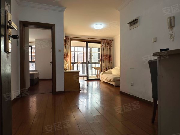 上海浦东川沙心圆西苑新上架,心圆西苑,电梯2房,实拍图,有车位出租