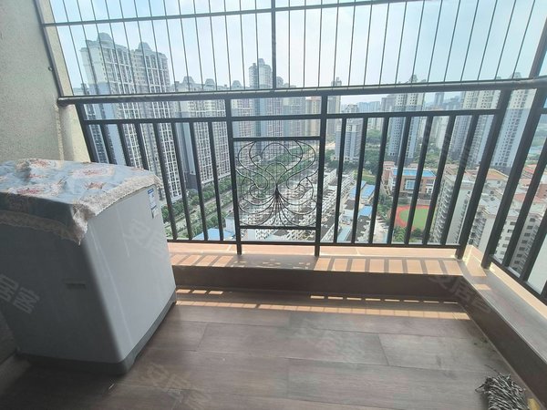 珑悦,良庆镇租房,不收物业费,近菜市场,4号地铁口线上,良庆租房-南宁