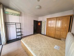 青岛崂山金家岭北宅宿舍 5室0厅1卫出租房源真实图片