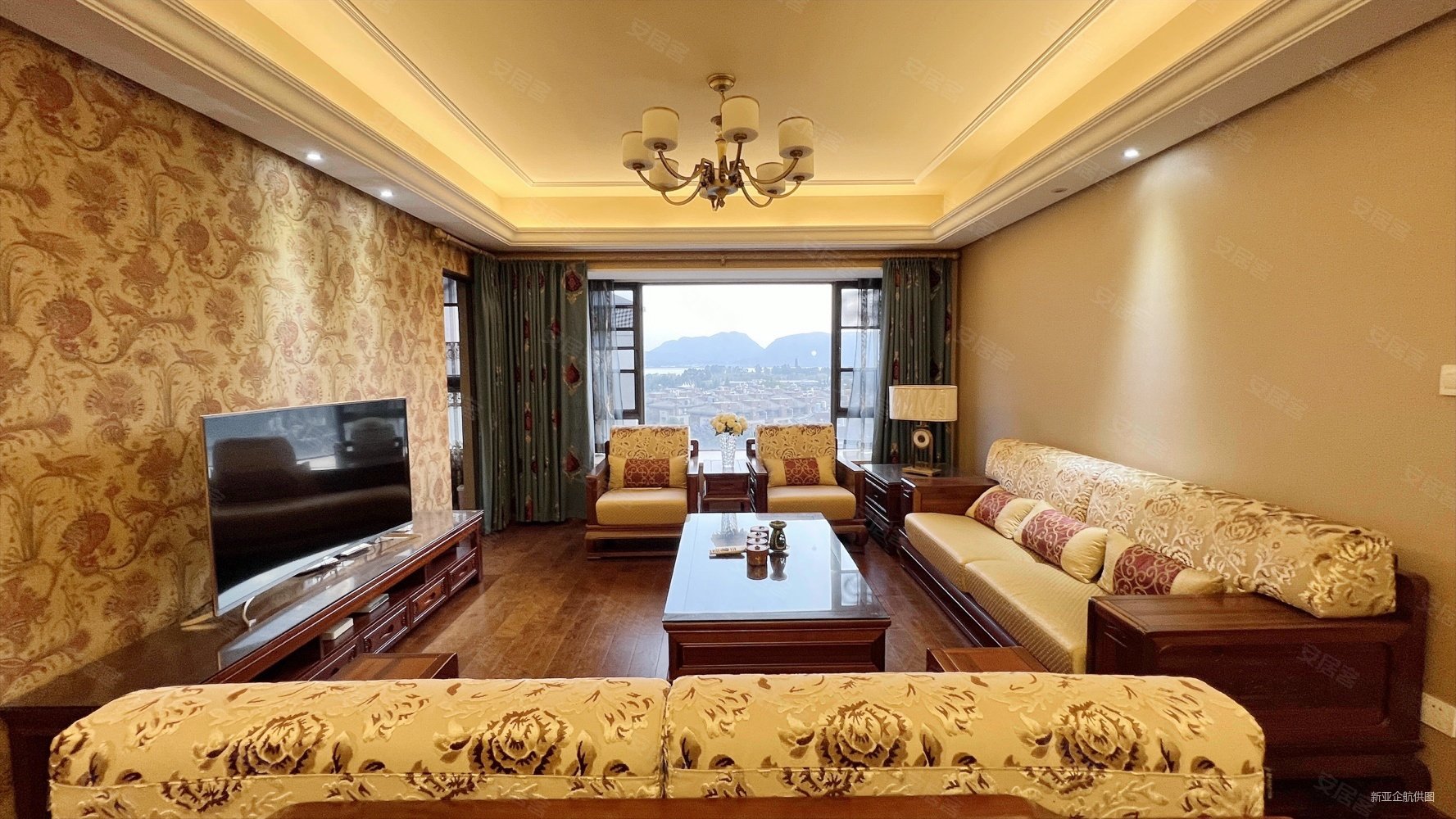 真实观滇大四房特价出售随时看房,招商海公馆二手房,230万,4室2厅,2卫