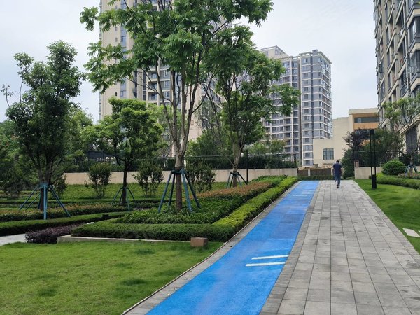 重庆巴南界石御华兰亭(二期)御华兰亭精装两房 品质小区 物业管理严格