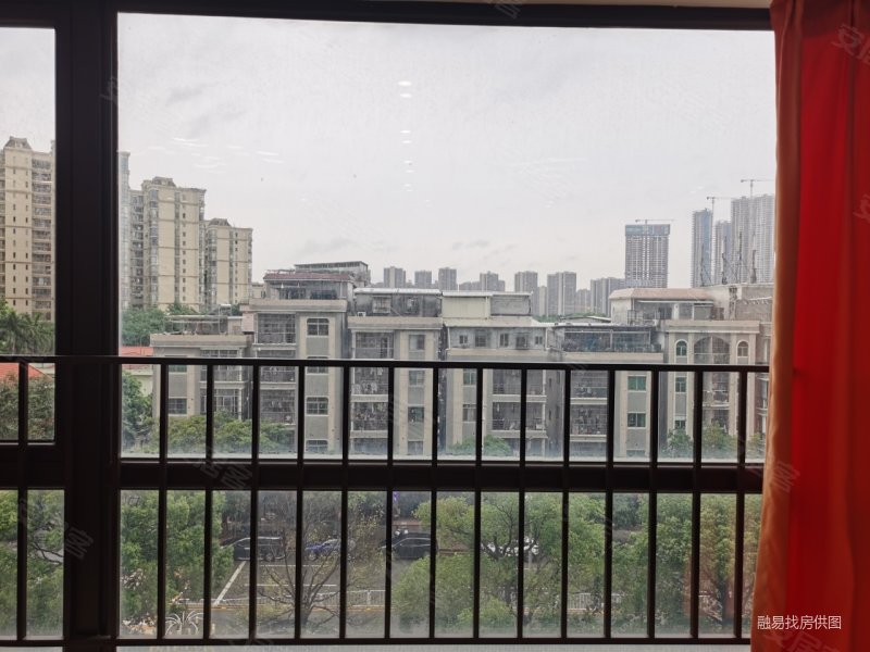 中信凯旋公馆 有电梯 精装好房 产权清晰 临地铁 南北通透