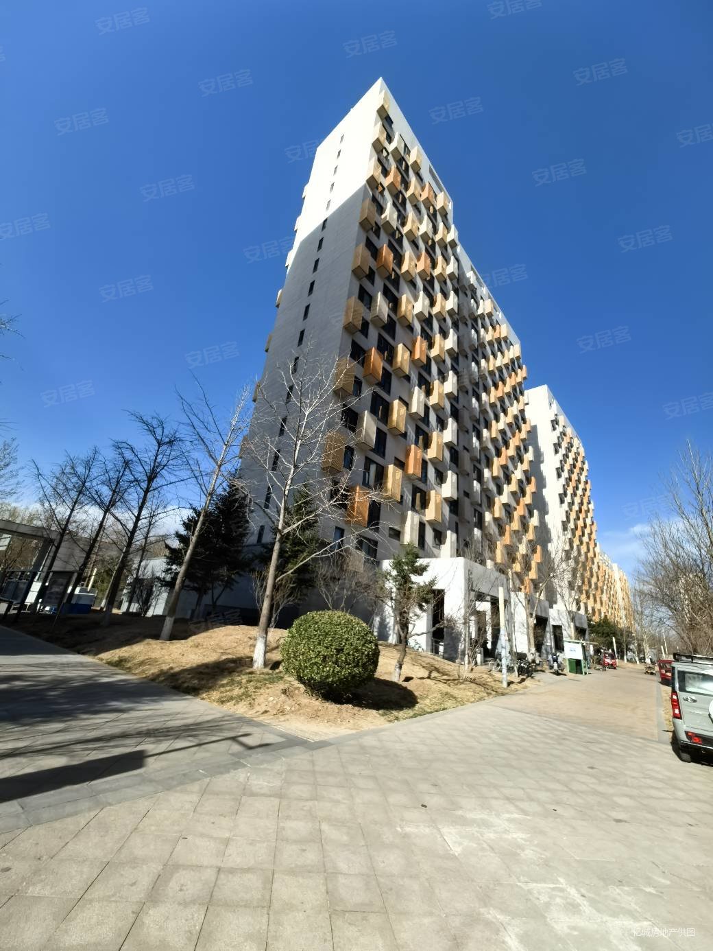 首城汇景湾南北通透满二中间楼层装修好带电梯板楼