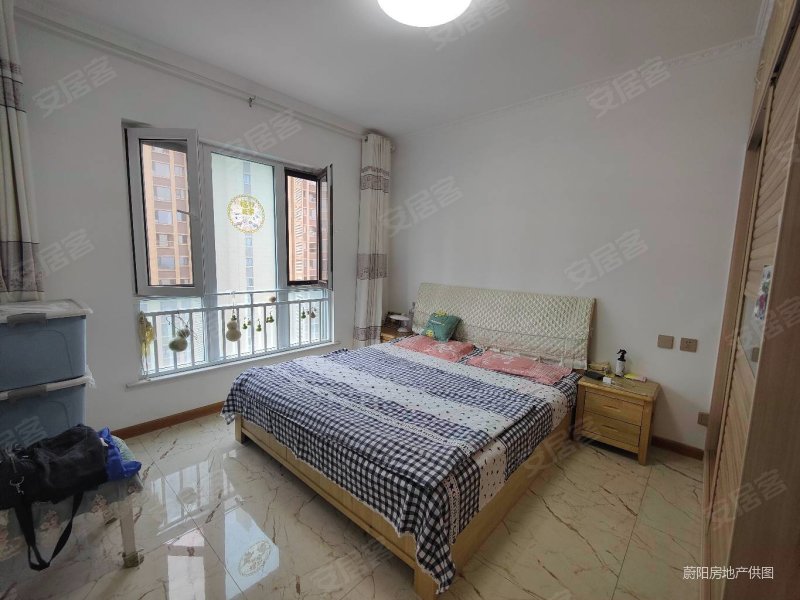 德杰德裕天下一期精装,三室两厅一卫,赠送9平方,满二带车位