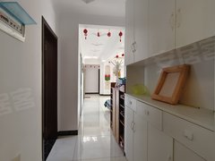 文山文山市州一中片区城南精装修出租 两室的租金租到四室的房子 出租出租房源真实图片