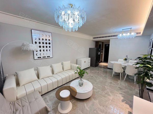 嘉兴海宁海宁市区新海佳苑民水民电银泰城旁 一室精装 客卧分离 拎包