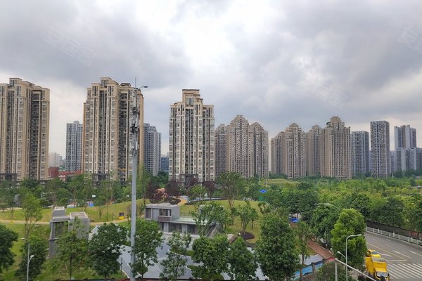 重庆小区 大渡口小区 双山小区 中交丽景香漫岭  0人觉得很赞
