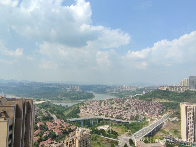 星悦北恒紫云4室2厅3卫250.92㎡南北350万