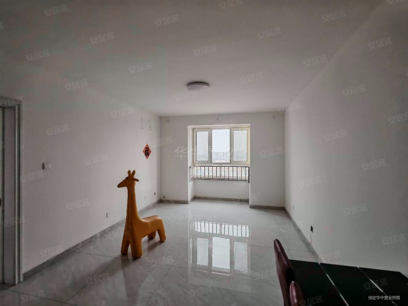 朗月蓝庭2室2厅1卫100㎡南北57万