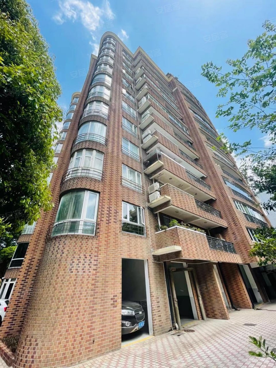 上海房产网>上海二手房>徐汇二手房>衡山路二手房>艺术公寓>