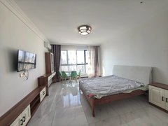 赤峰红山桥北新区摩尔城，月付，租金便宜，平层，家具家电齐全，钥匙看房出租房源真实图片