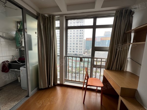 福州鼓楼五四路嘉键大厦实拍!