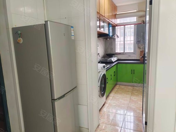 徐州鼓楼九龙湖港北小区九龙湖地铁口 港北小区两室一厅 家具家电齐全 温馨干净有钥匙出租房源真实图片