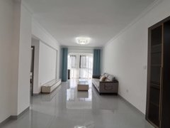 防城港港口桃花湾广场急租惠港新城精装修两房两厅一卫看海景干净整洁有钥匙随时看房出租房源真实图片