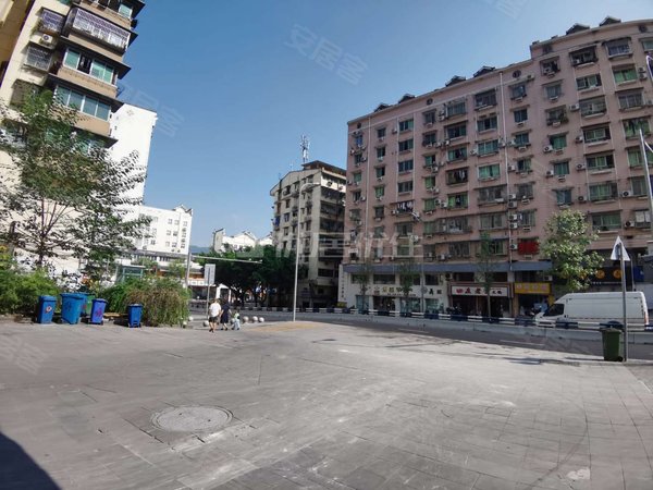 重庆北碚龙凤桥天生丽街天生丽街上面精装修两房 1900西南学生必看