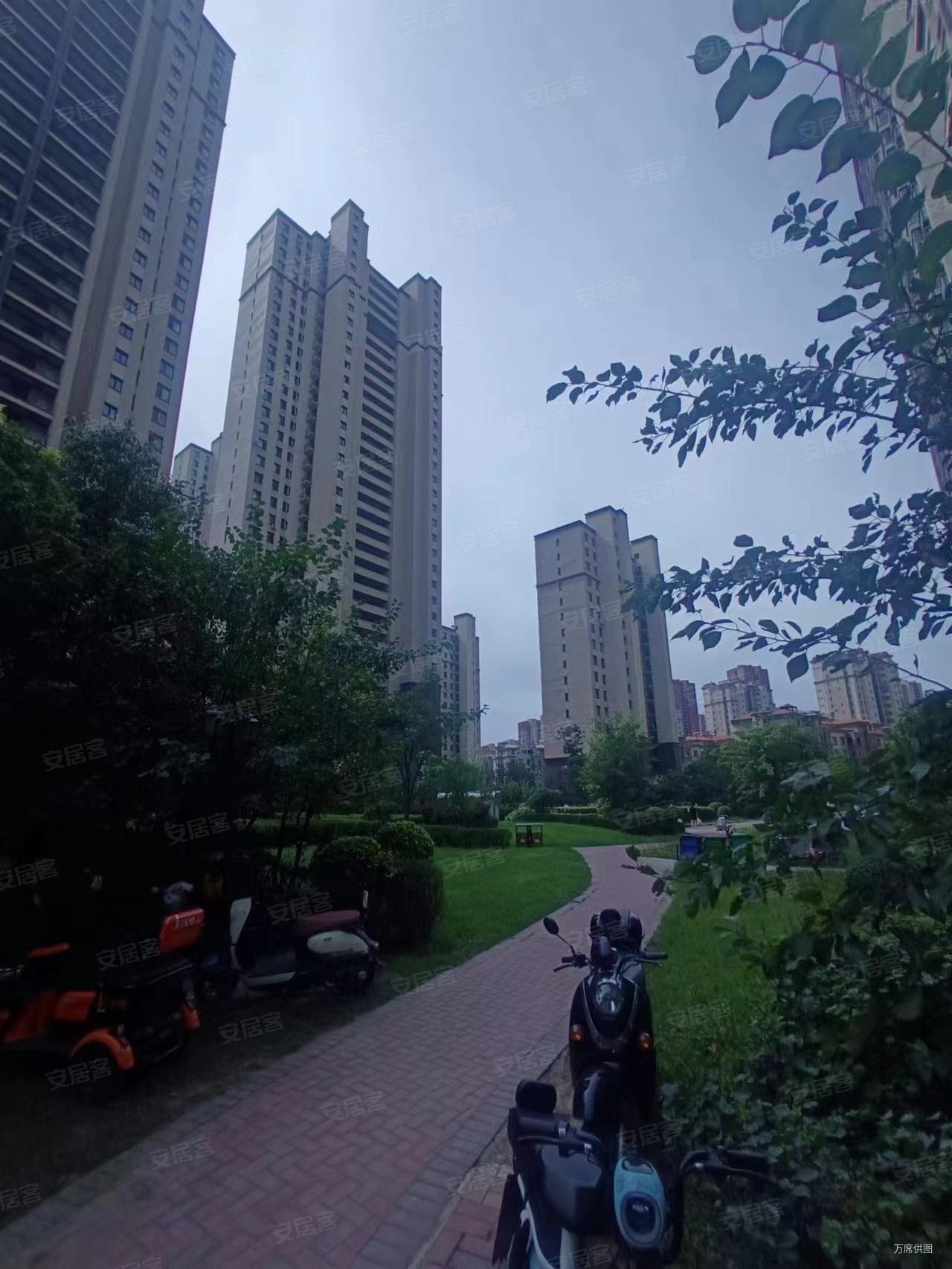 沈阳房产网>沈阳二手房>浑南二手房>全运路二手房>月星中央公园>