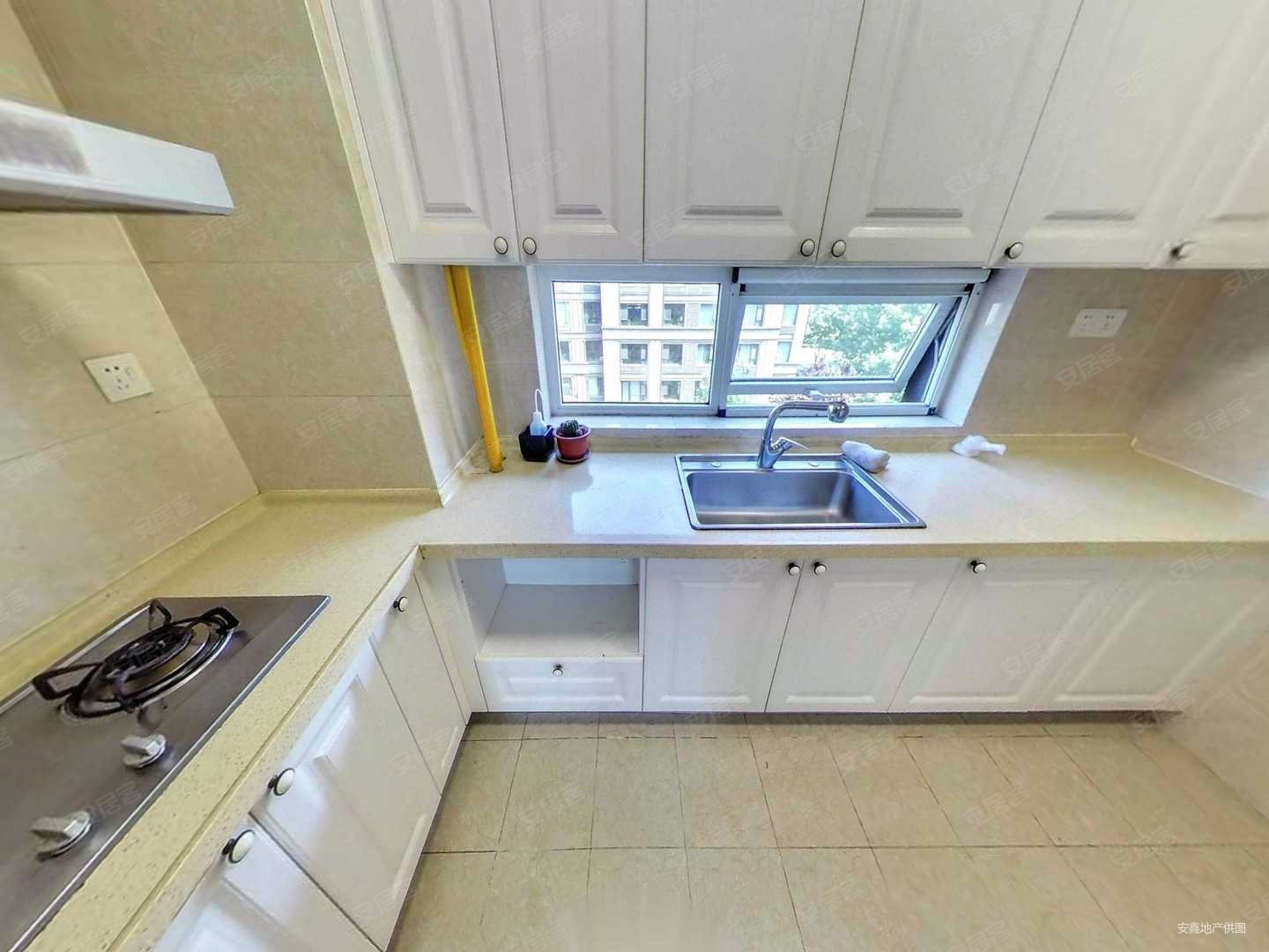 万科新都会3室2厅2卫94.51㎡南北118万