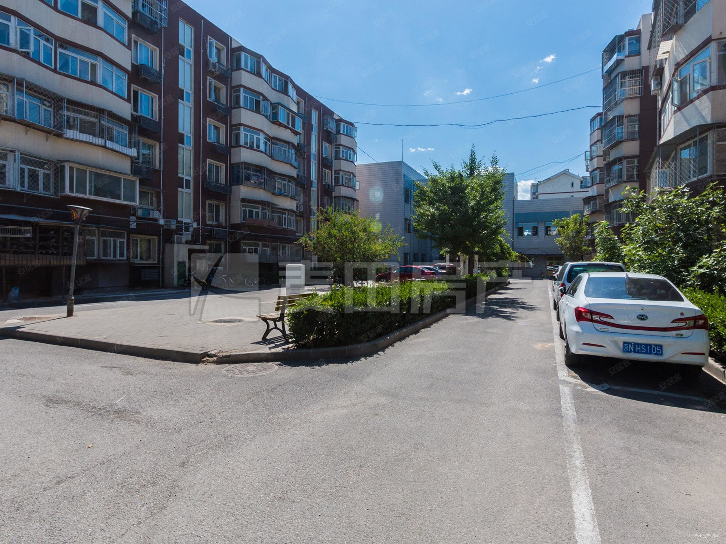 北京房产网>北京二手房>海淀二手房>马连洼二手房>菊园>