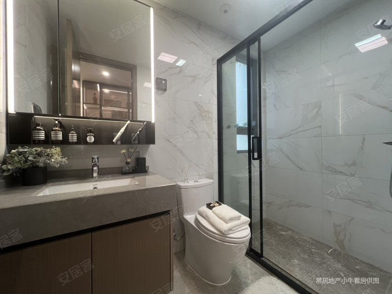 中海龙城公馆北区精装好房诚意出售