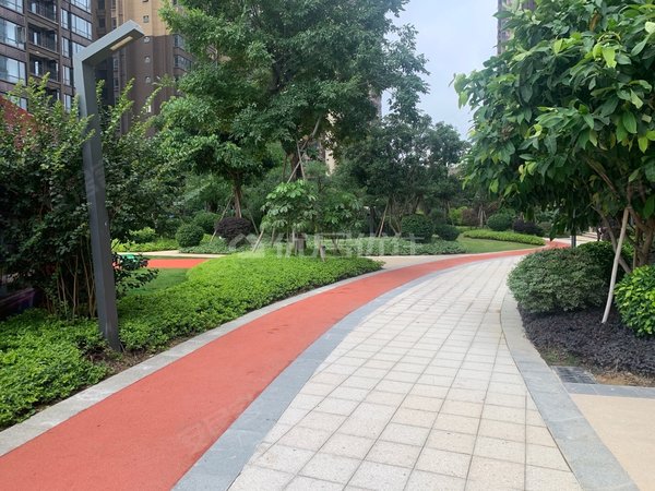 南宁兴宁区政府金源一品江山太赞了!三号线兴桂路地铁口精装修!