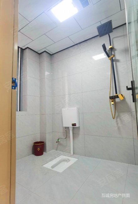 望城坡小城故事小区环境方便停车三室两厅双卫接受贷款