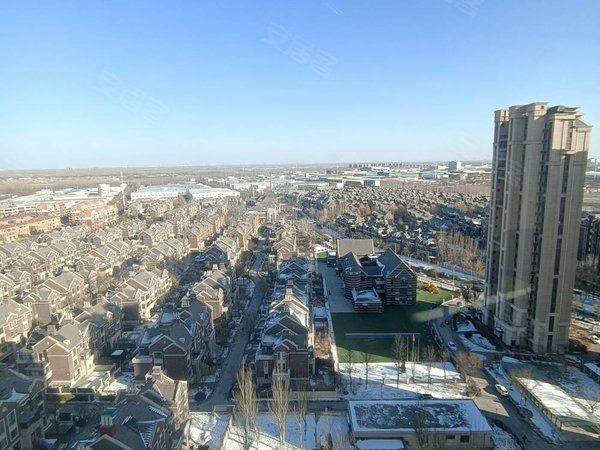 天津武清大王古庄镇凤河孔雀城花园洋房!停车免费!