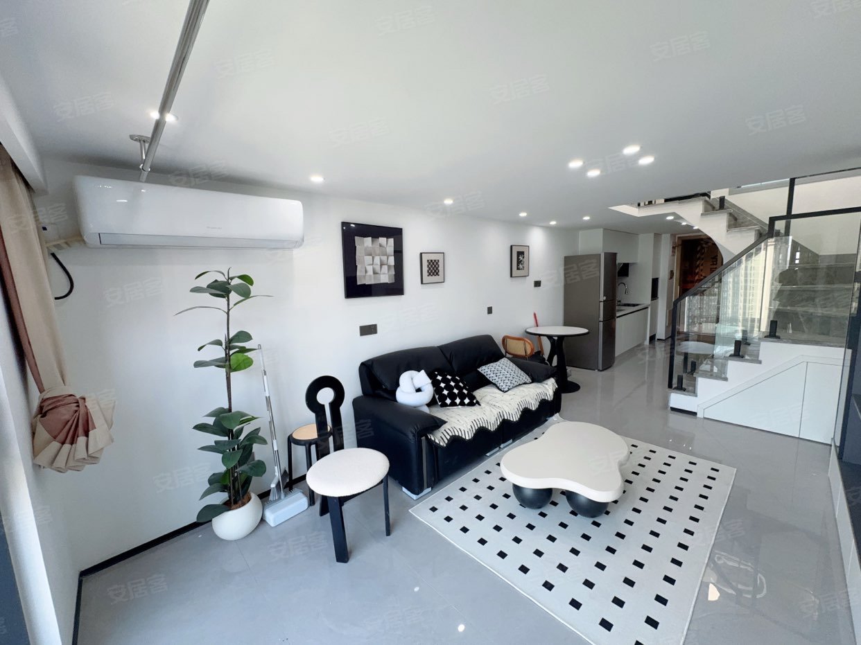 黑色系loft，砂子塘，黄土岭时代时代MOMA·云PARK