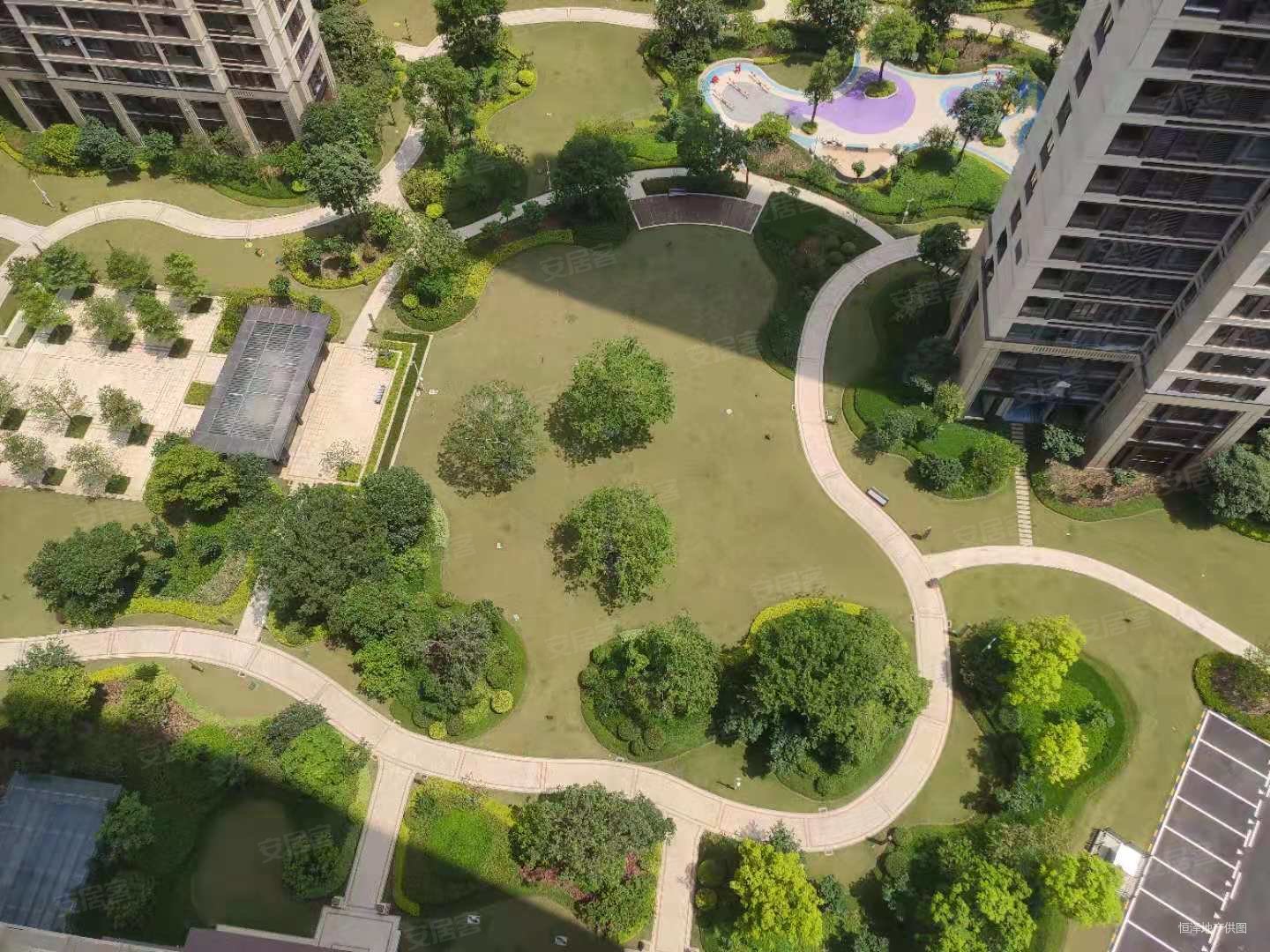 金茂绿岛湖电梯房近地铁南北通透交通便利次新小区