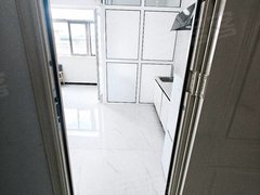 北京房山长阳房山线地铁口 正朝南 超大开间 南北通透出租房源真实图片