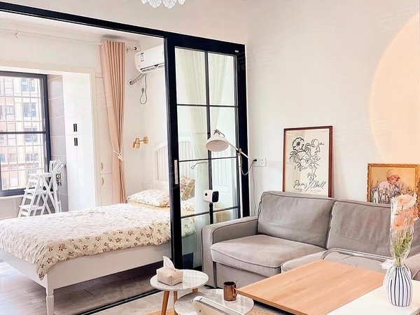 精装隔断一房一厅 近地王大厦 京基100出租房源真实图片