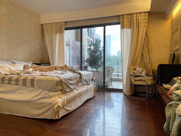 深圳龙华梅林关口星河丹堤星河丹堤270平米复式诚意出租,自住会所办公