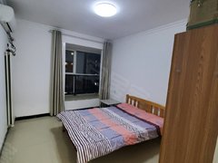 郑州二七华中片正商城泰园1号院 3室1厅1卫出租房源真实图片
