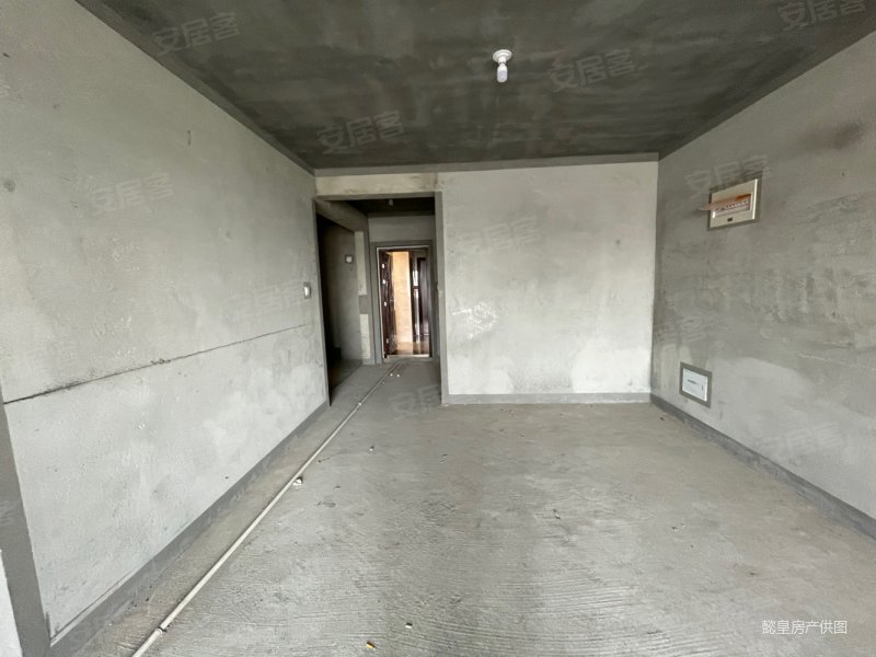 伊川位置东展怡和园三室仅需66万智慧大厅大型商超