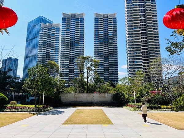 珠海香洲拱北口岸华发广场悦海湾横琴园林小区看海景大三房两卫南北通