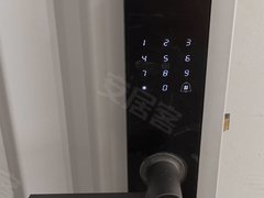 商丘睢阳万达广场精装修单间出租 南万达中意建材一高应天宇鑫国际联合大厦出租房源真实图片