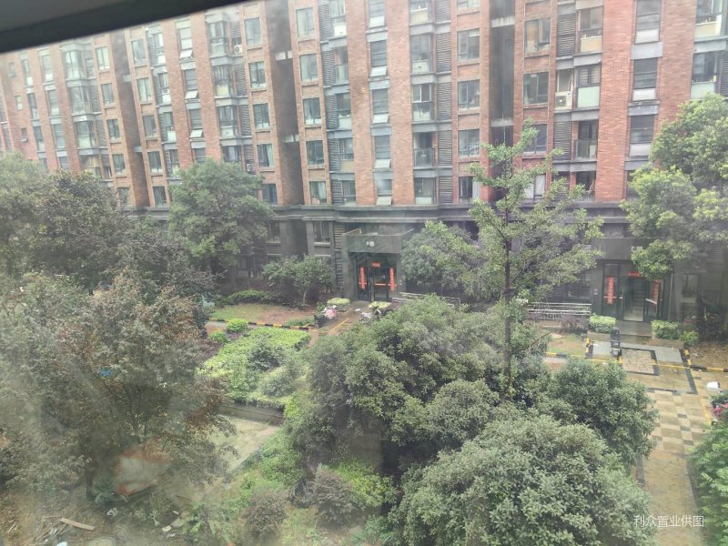 宇业东方红郡2室1厅1卫85.48㎡南北150万