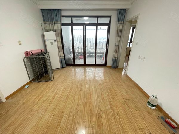 苏州常熟万达广场景天花园景天花园简单装修两房出租出租房源真实图片